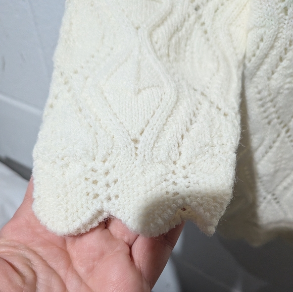 Vintage Handmade Lace Knit Cream Cardigan - Picture 3 of 12